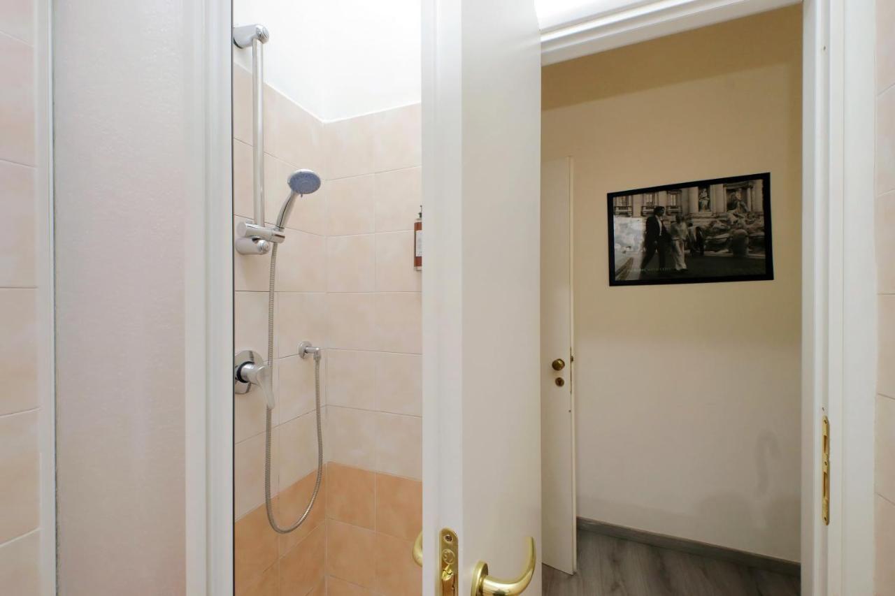 Lucky Holiday Rooms Rome Luaran gambar